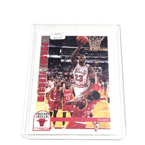MICHAEL JORDAN 1992 SKYBOX NBA HOOPS #30